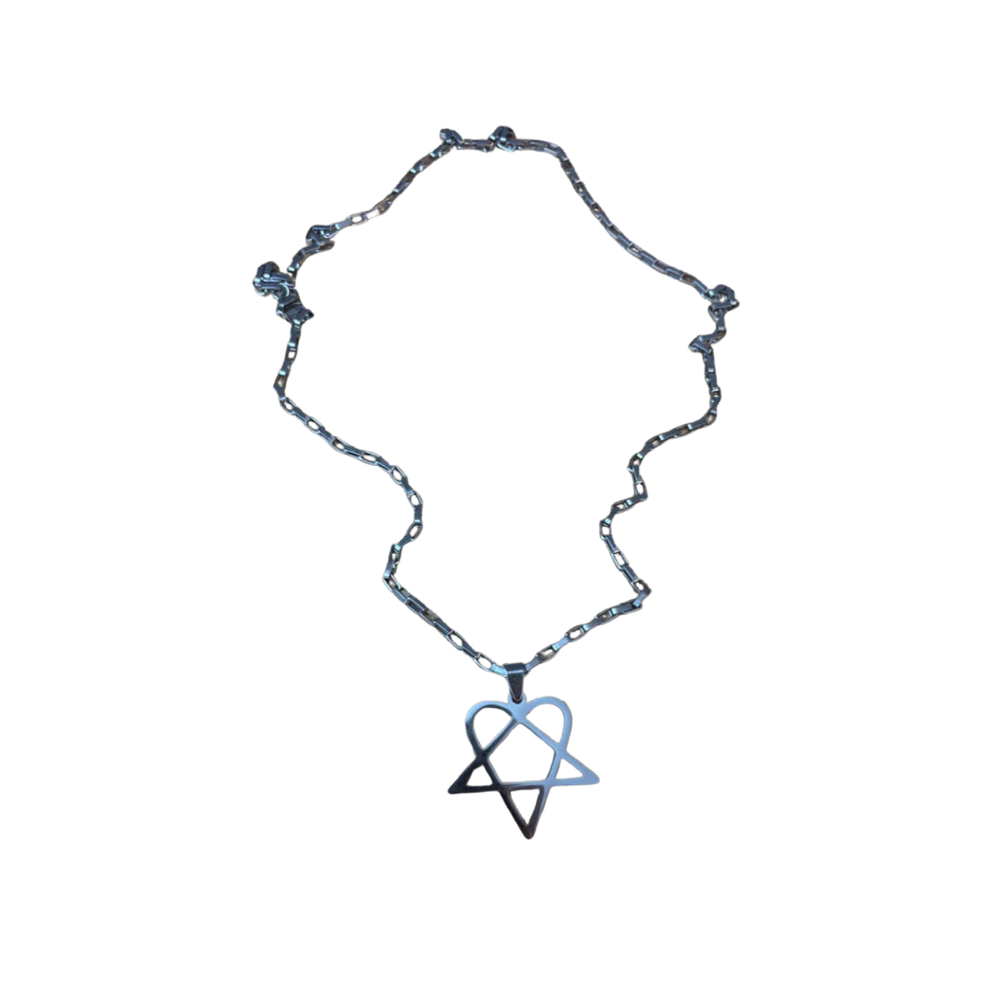 “Heartagram” Chain