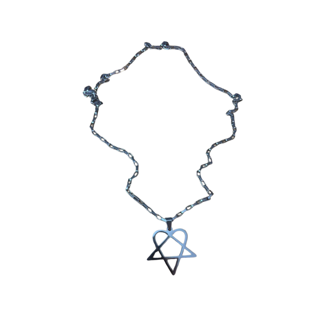 “Heartagram” Chain